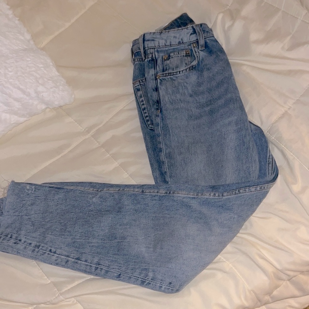 H&M MOM Jeans. Size 0. High quality